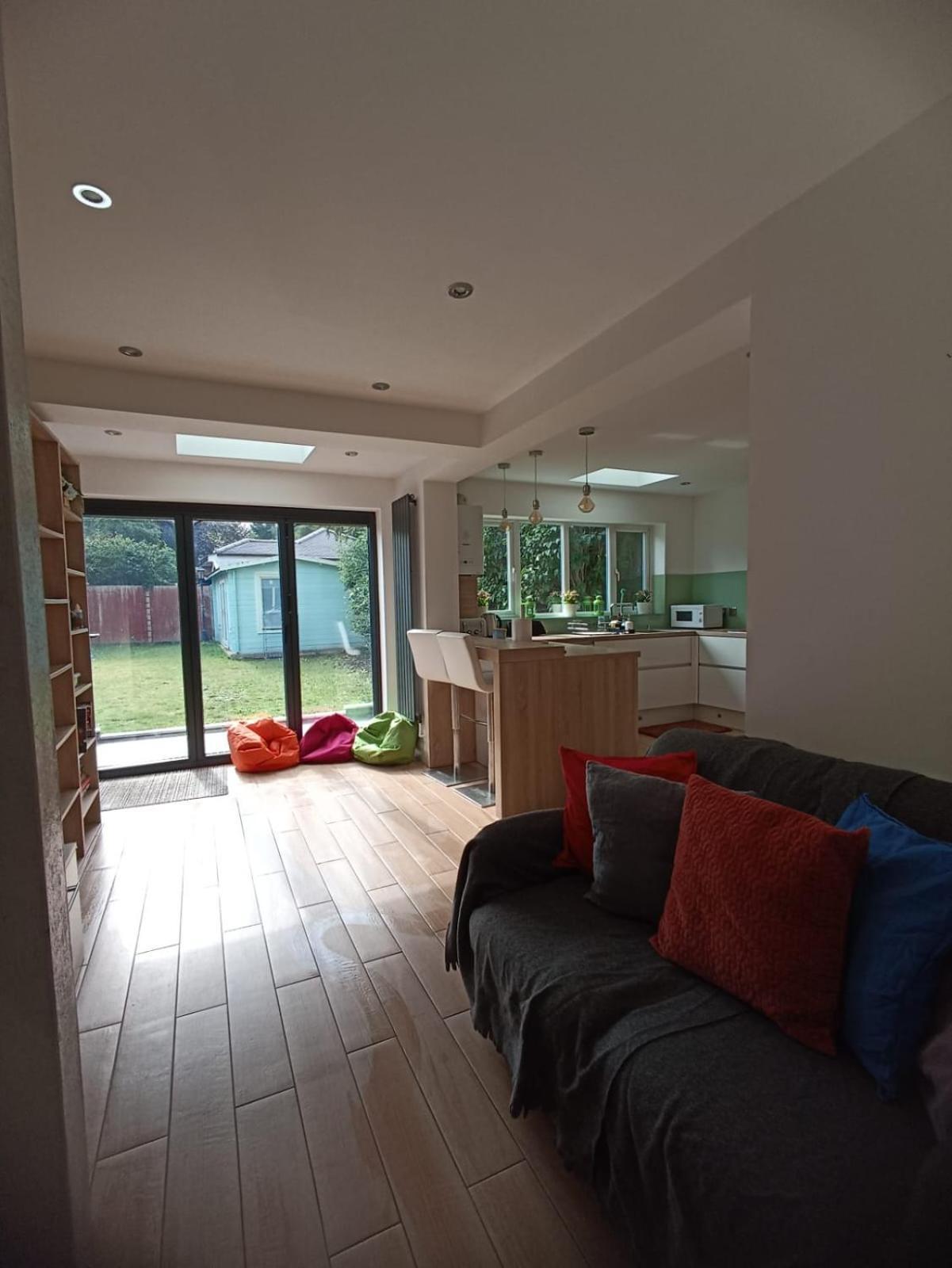 Large Family Home Near Richmond Park Ню Молдън Екстериор снимка